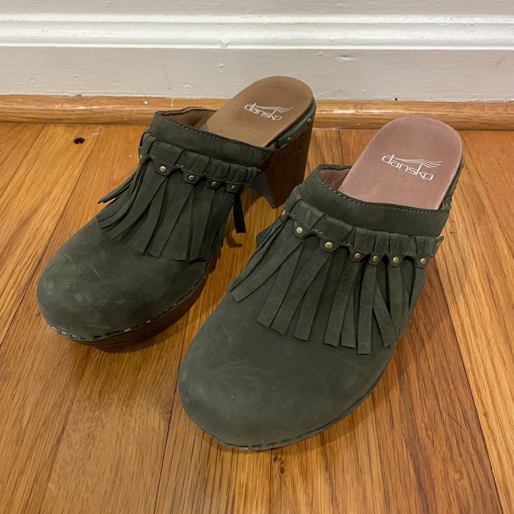 Dansko Cloggs